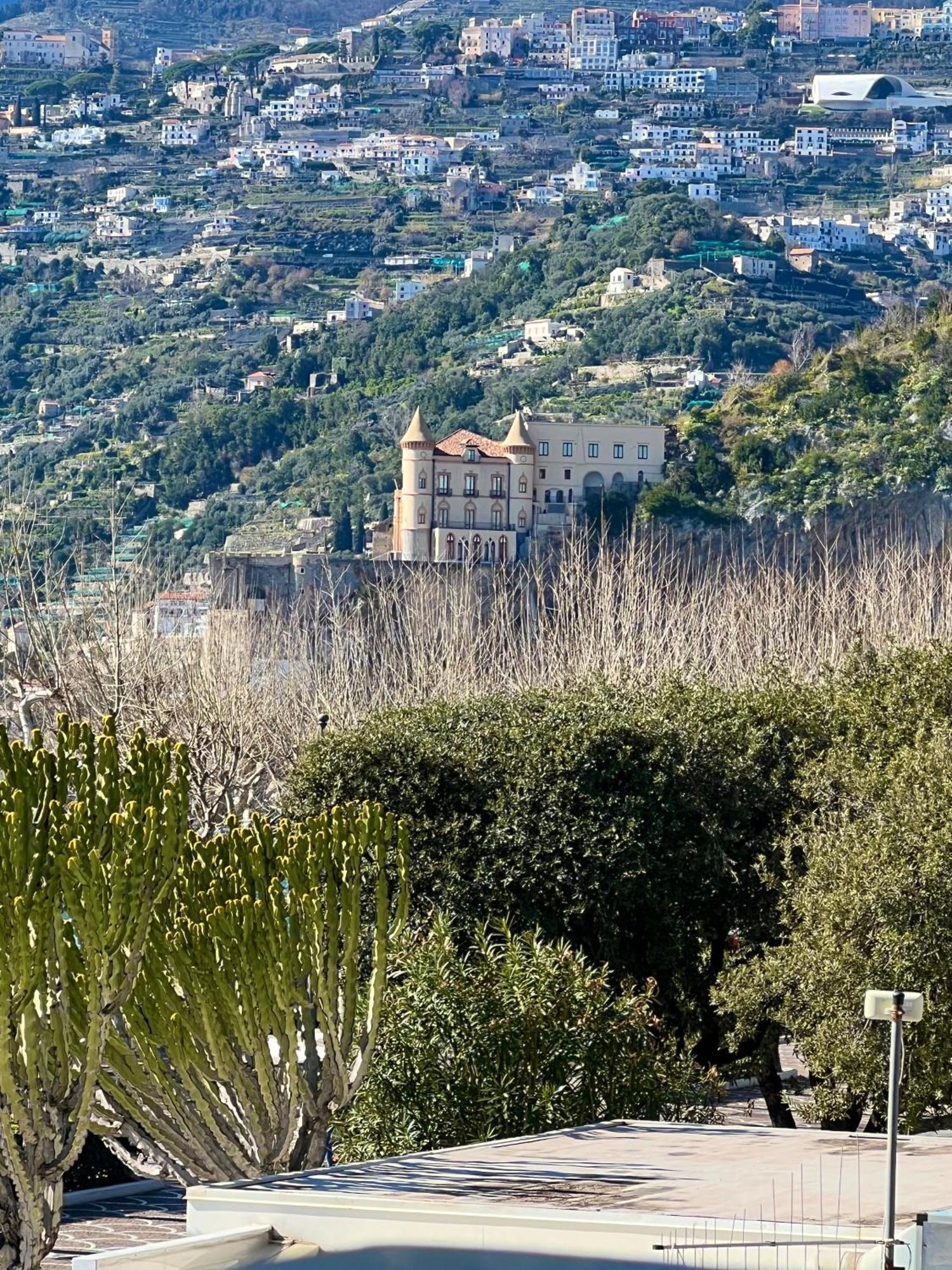 La Casa Lungo Il Mare Apartment Maiori Luaran gambar