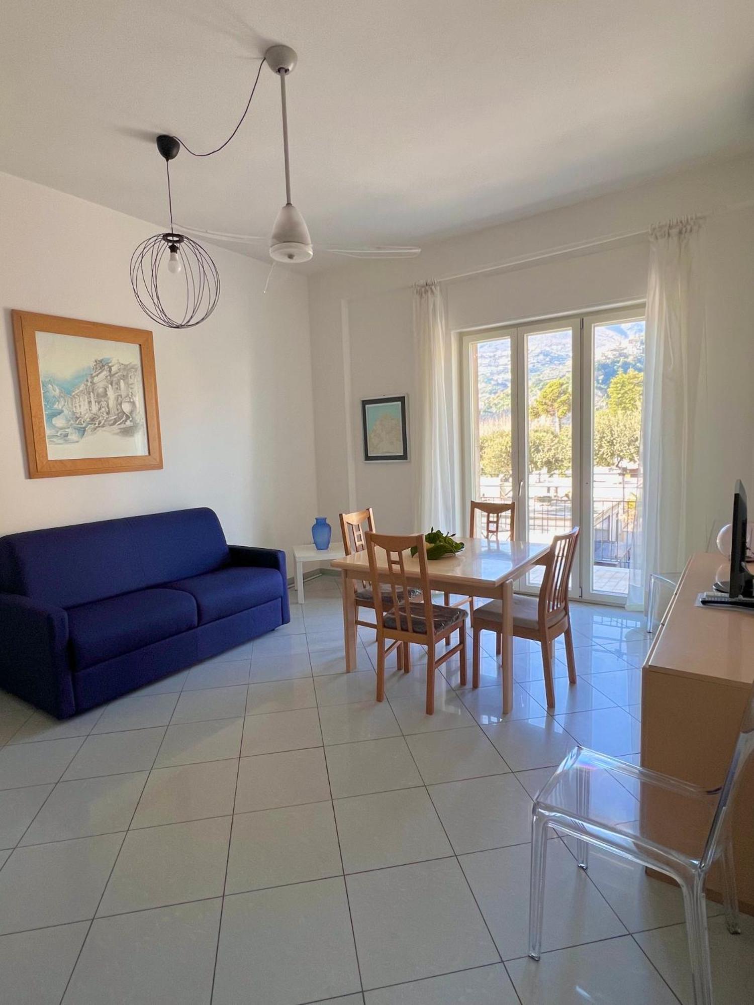 La Casa Lungo Il Mare Apartment Maiori Luaran gambar